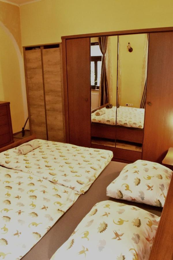 Apartamento Old Town Bratislava 1Bdr Private Parking Exterior foto